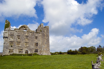 leamaneh castle. irlande