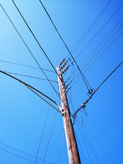 high voltage © Claudia Costa
