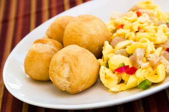 vegetable dumpling with saltfish
