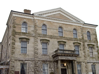 old court house in niagara on the lake