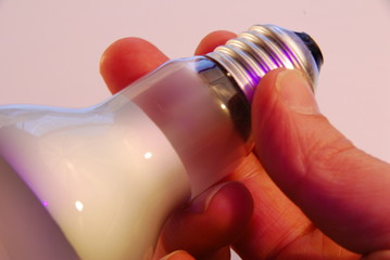 ampoule electrique domestique