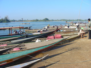 touriste boat in phang-nga bay - thailand - asia