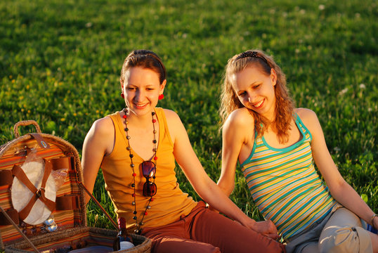girls on picnic