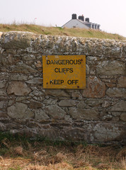 dangerous cliffs sign