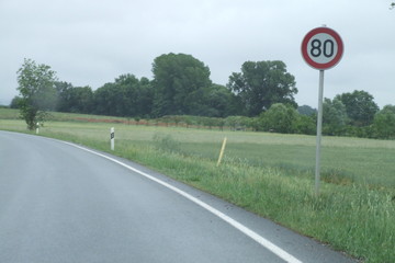 Geschwindigkeitsbeschr&auml;nkung