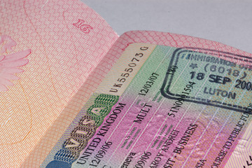 Fototapeta premium uk visa in passport