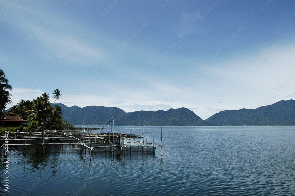 Wall mural maninjau lake