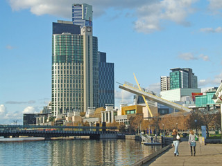 Obraz premium Crown Casino z Docklands 2