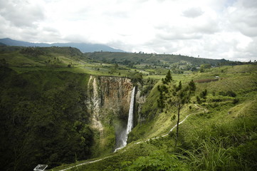 si piso piso waterfall