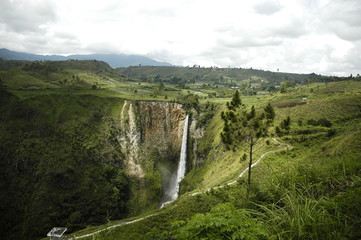 si piso piso water fall