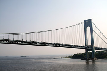 Obraz premium Verrazano zwęża most