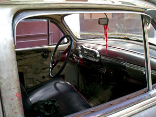 interieur d'une voiture cubaine