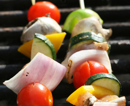grilling kabobs