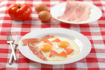 fried eggs with bacon & ingredients