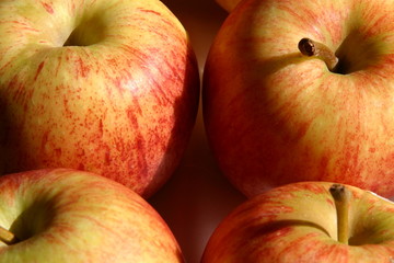 apples