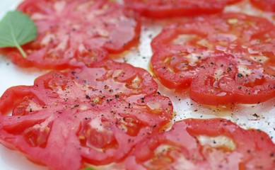 carpaccio de tomates coeur de boeuf