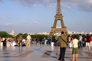 Fototapeta na wymiar Wakacje w Paryż