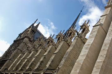 notre dame - outer wall