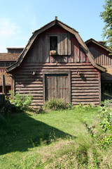 Fototapeta na wymiar Old shed at a farm