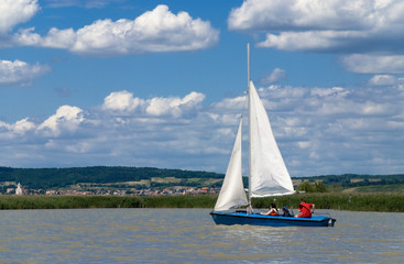 Obraz premium Sailing boat