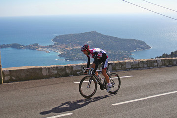 Cycliste au Col d'Eze