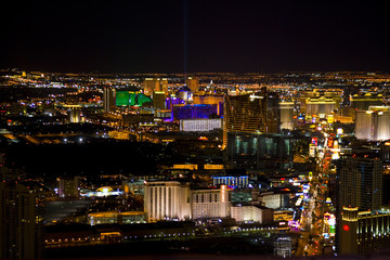 Fototapeta na wymiar Las Vegas, Nevada, w nocy w USA