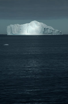 Sunbeam on iceberg