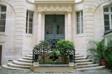 entrée d'immeuble