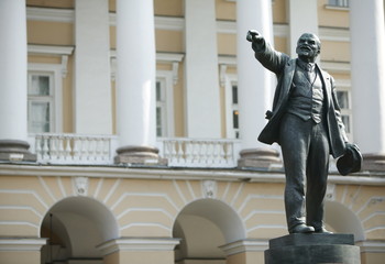 Lenin's bronze sculpture