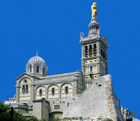 Fototapeta na wymiar Francja Marsylia Bazylika Notre Dame areszcie
