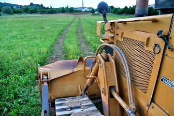 bulldozer 4 © Vitezslav Halamka