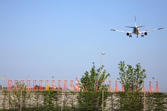 avion att&eacute;rissage 