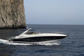 powerboat, island of Capri