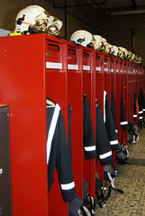 a wardrobe for the dutch firemen