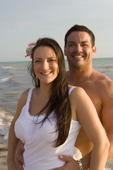 Fototapeta premium Happy couple on a beach
