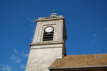 clocher et horloge