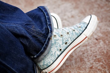 modische Turnschuhe
