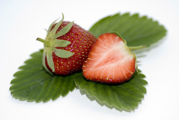 Erdbeeren, weißer Hintergrund