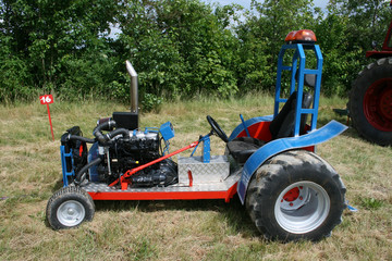 Obraz premium Mini Tractor