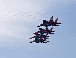 airplanes team at air show