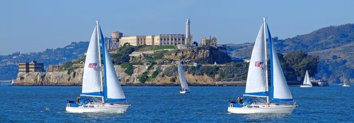 Foto op Plexiglas San Francisco panoramisch uitzicht op alcatraz in de baai van san francisco