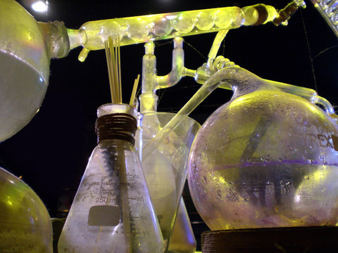 ampolle nel laboratorio
