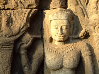 Fototapeta na wymiar Apsara, temple Khmer