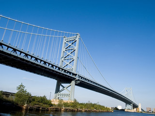 Fototapeta na wymiar Benjamin Franklin Bridge