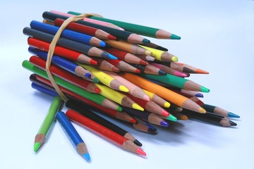 Color Pencils horizontal three-quarter view 01