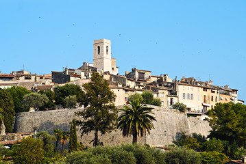 Fototapeta na wymiar Le village provençal de Saint-Paul de Vence