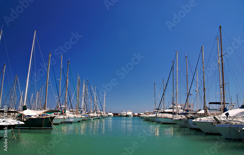 "Le port de Saint Laurent du Var sur la Côte d'Azur ...