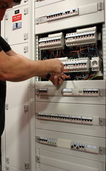 maintenance boite electrique