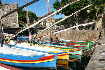collioure barques catalanes
