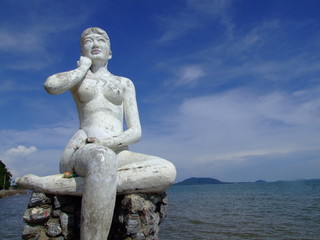 Sirene, Cambodge